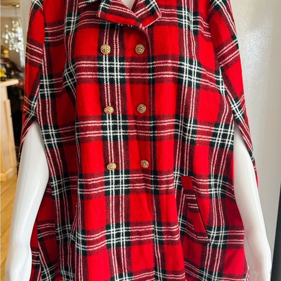 SHEIN Red and Black Plaid Poncho Cape in Size Medium - Picture 4 of 10